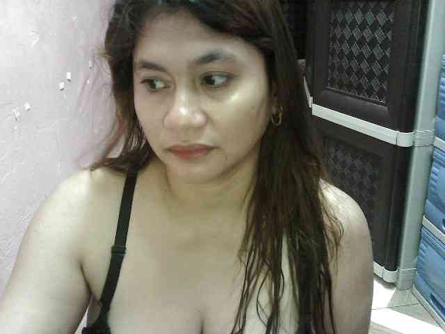 peenastyfame Live Webcam on BongaCams