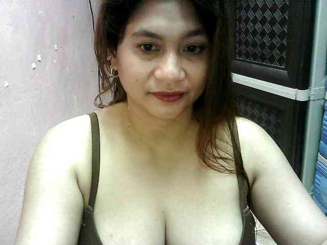 peenastyfame webcam