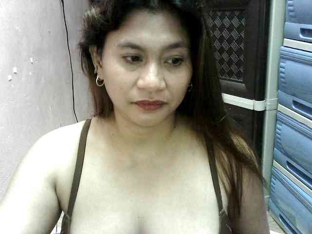 peenastyfame Live Webcam on BongaCams