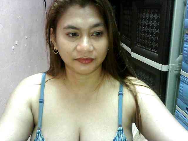 peenastyfame webcam