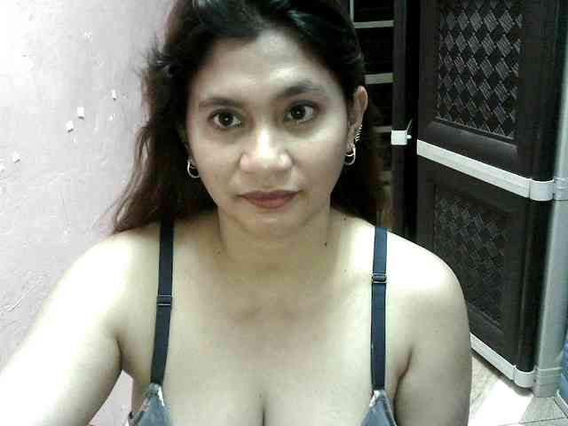 peenastyfame webcam