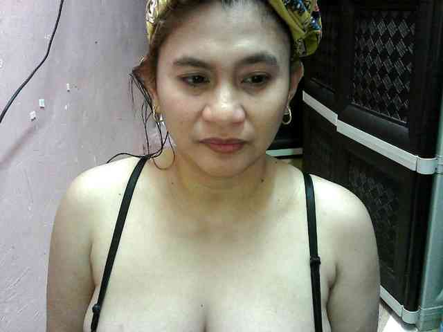 peenastyfame webcam
