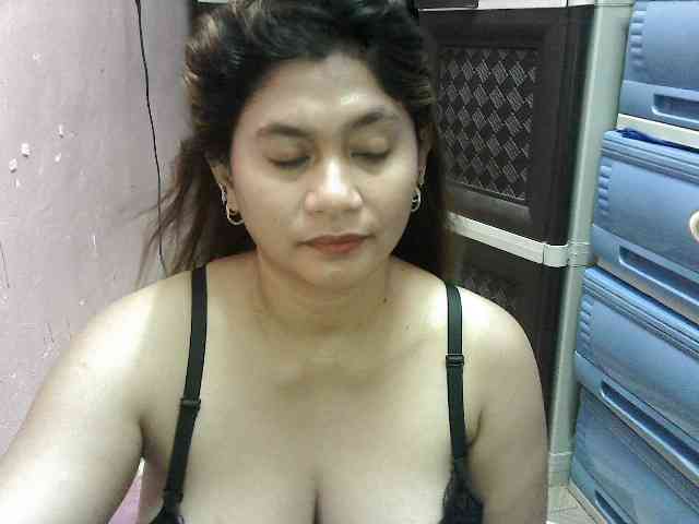 peenastyfame webcam