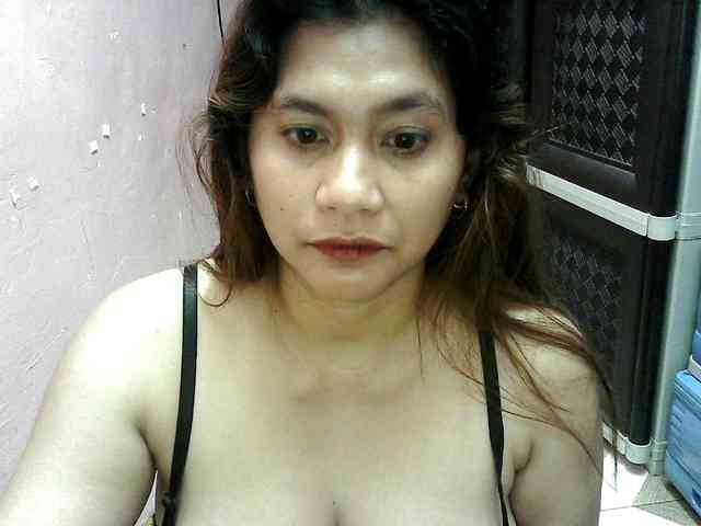 peenastyfame webcam