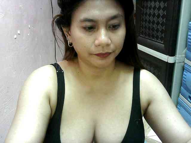 peenastyfame webcam