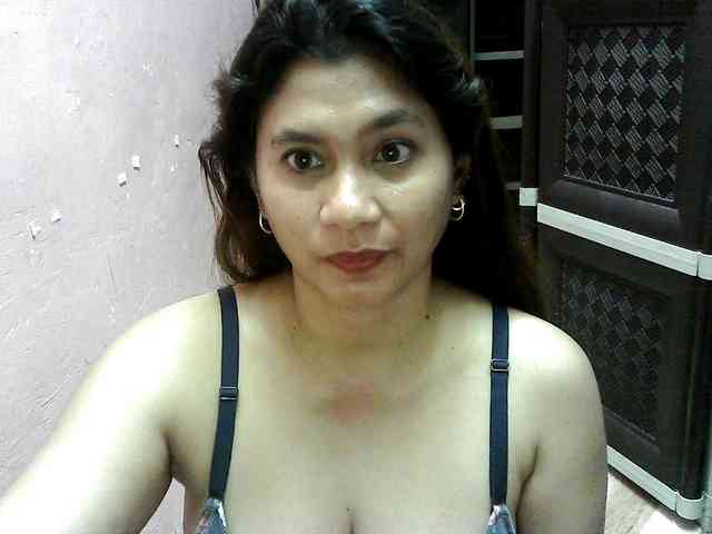 peenastyfame webcam