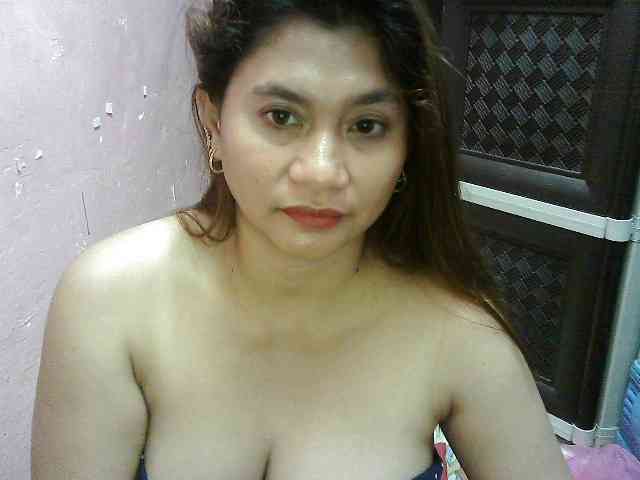 peenastyfame webcam