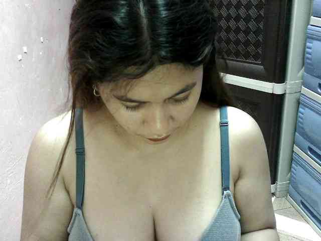 peenastyfame webcam