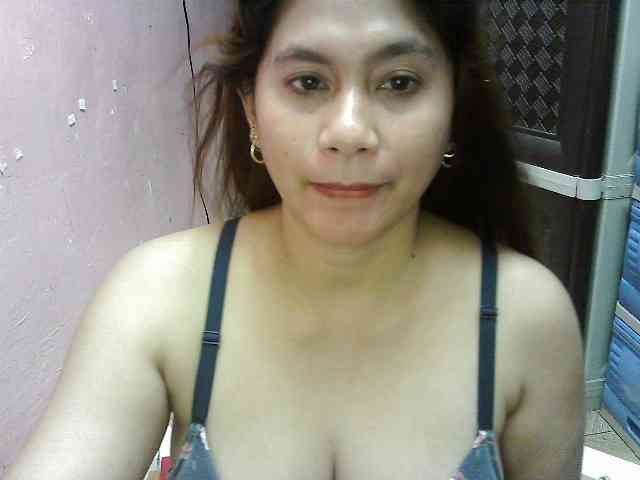 peenastyfame webcam