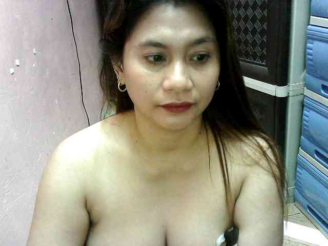 peenastyfame webcam