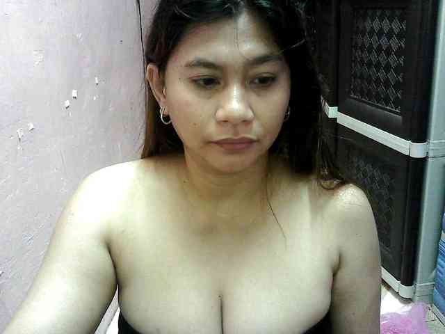 peenastyfame webcam