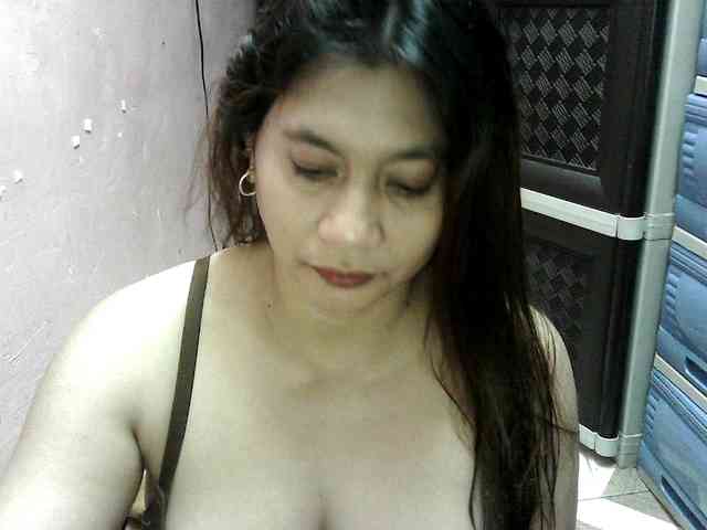 peenastyfame webcam