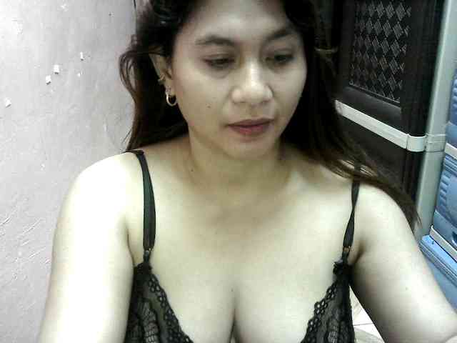 peenastyfame webcam