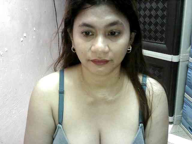peenastyfame webcam