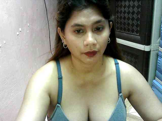 peenastyfame webcam