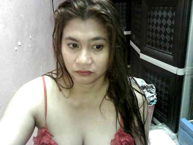 peenastyfame webcam