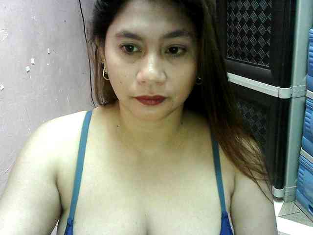 peenastyfame webcam