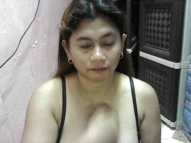 peenastyfame webcam