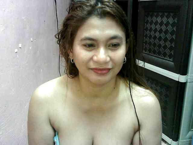peenastyfame webcam