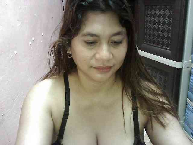 peenastyfame webcam