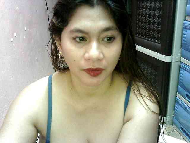 peenastyfame webcam