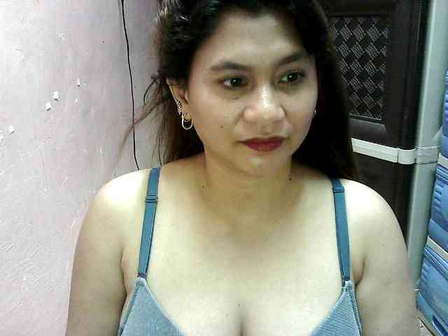 peenastyfame webcam