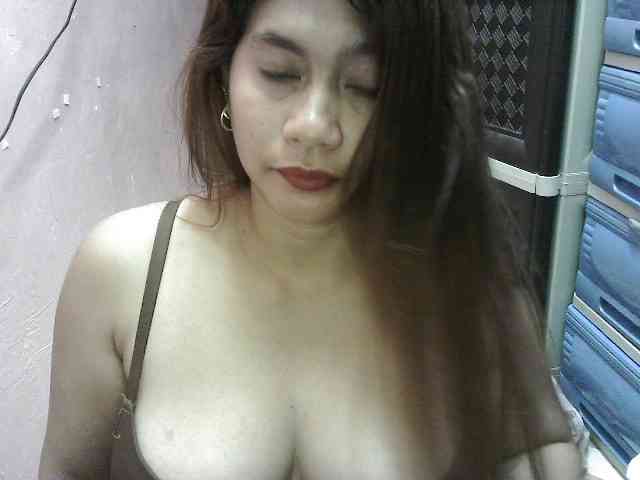 peenastyfame webcam