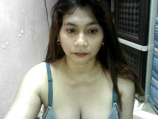 peenastyfame webcam