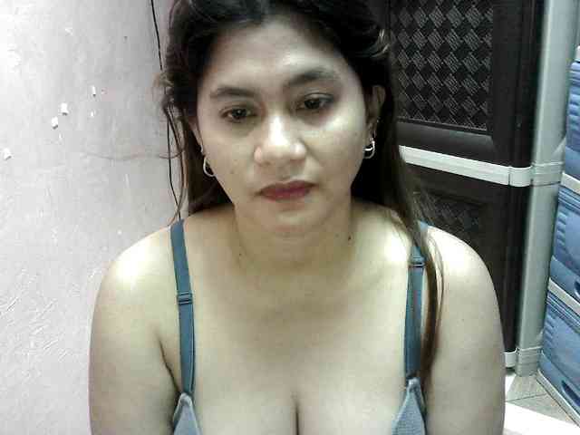 peenastyfame webcam