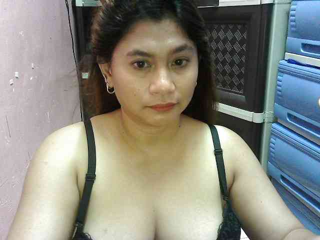 peenastyfame webcam