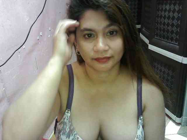 peenastyfame webcam