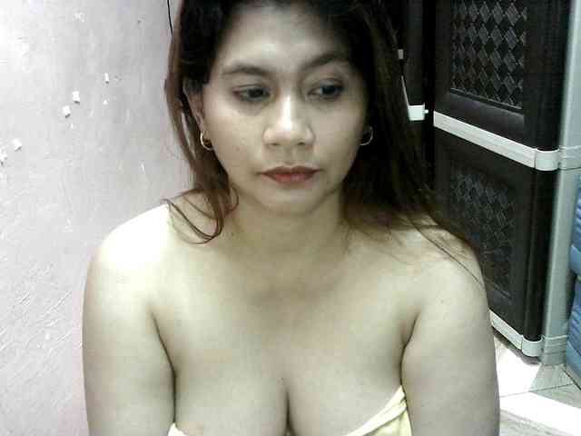 peenastyfame webcam