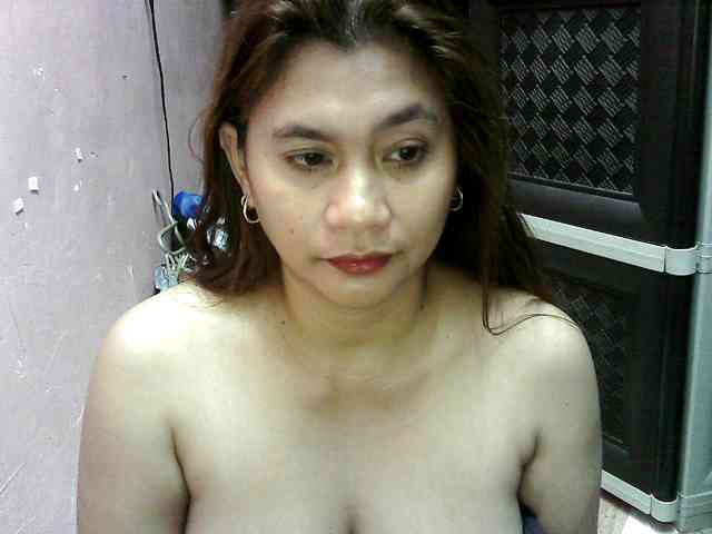 peenastyfame webcam