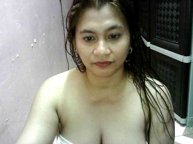 peenastyfame webcam