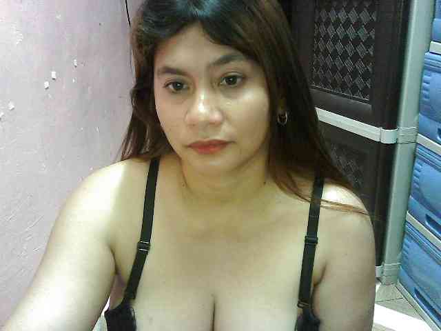 peenastyfame webcam