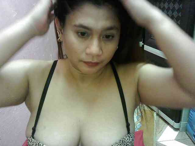 peenastyfame webcam
