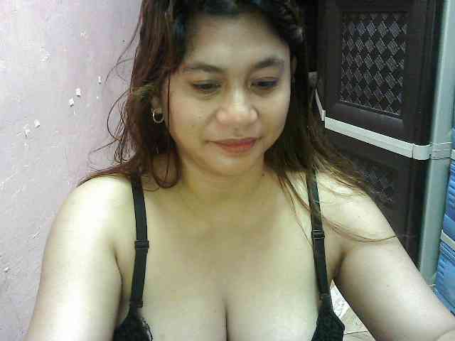 peenastyfame webcam