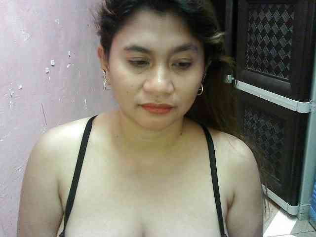 peenastyfame webcam