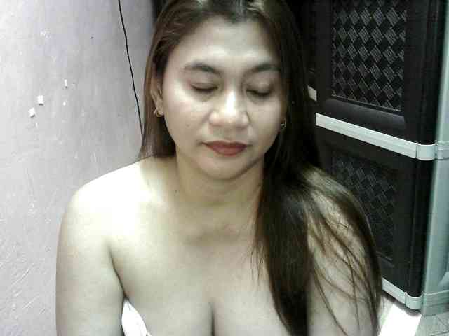 peenastyfame webcam