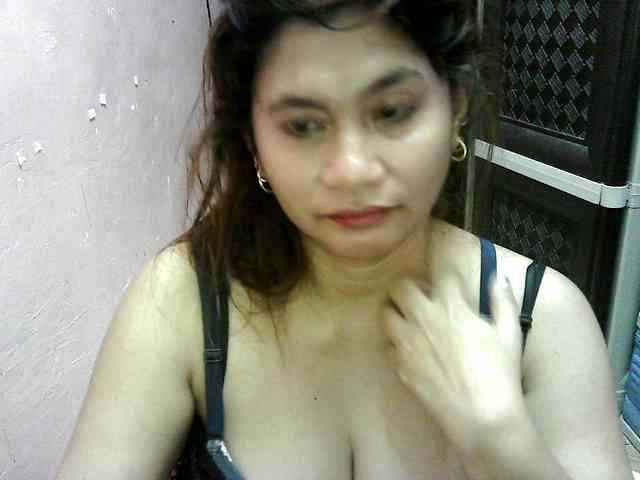 peenastyfame webcam