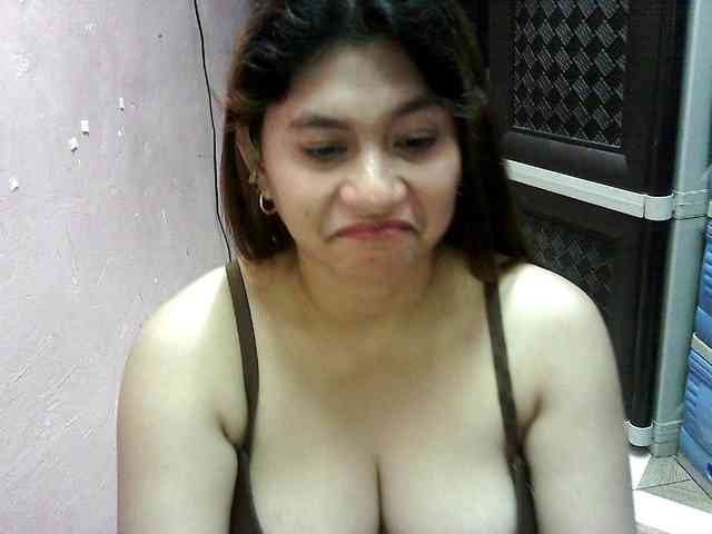 peenastyfame webcam