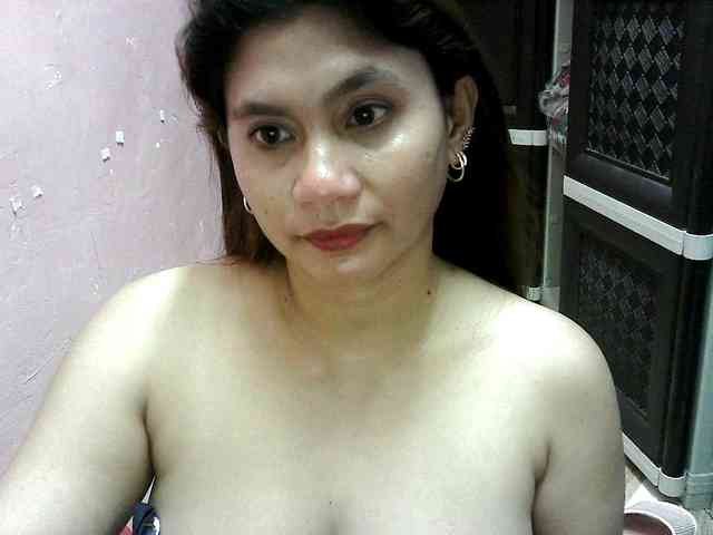 peenastyfame webcam
