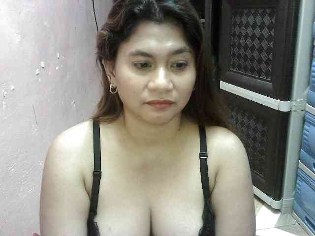 peenastyfame webcam