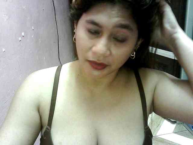peenastyfame webcam