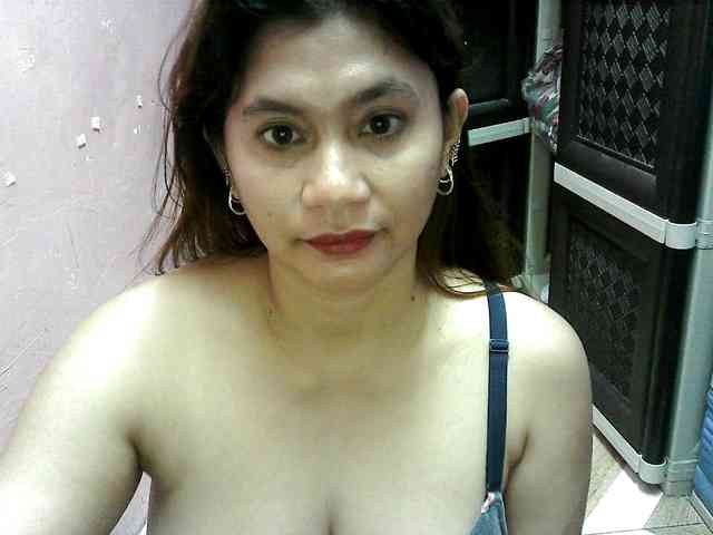 peenastyfame webcam