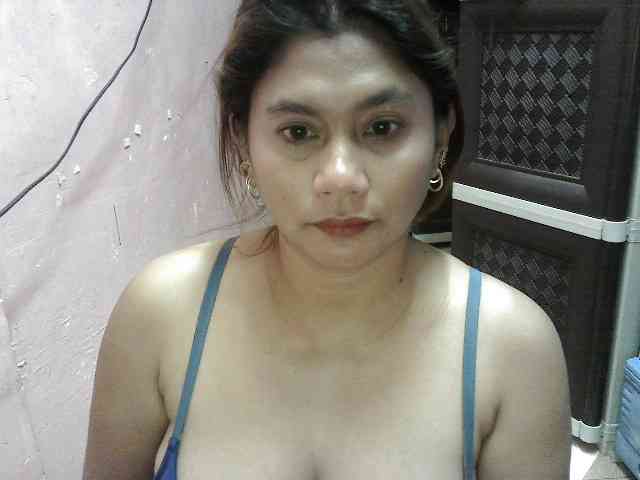 peenastyfame webcam