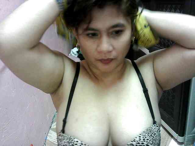 peenastyfame webcam