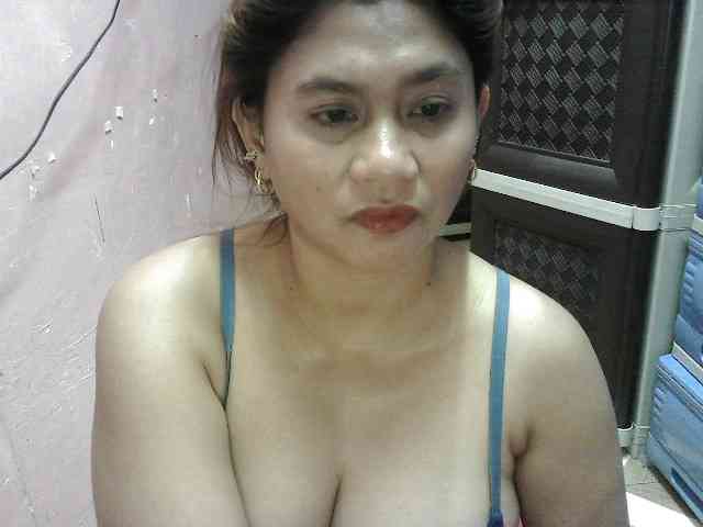 peenastyfame webcam