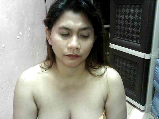peenastyfame webcam