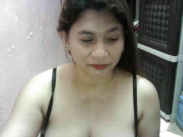 peenastyfame webcam